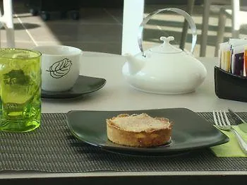 Couette-café Anima Mundi 3*