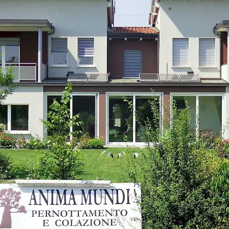 לינה וארוחת בוקר Anima Mundi